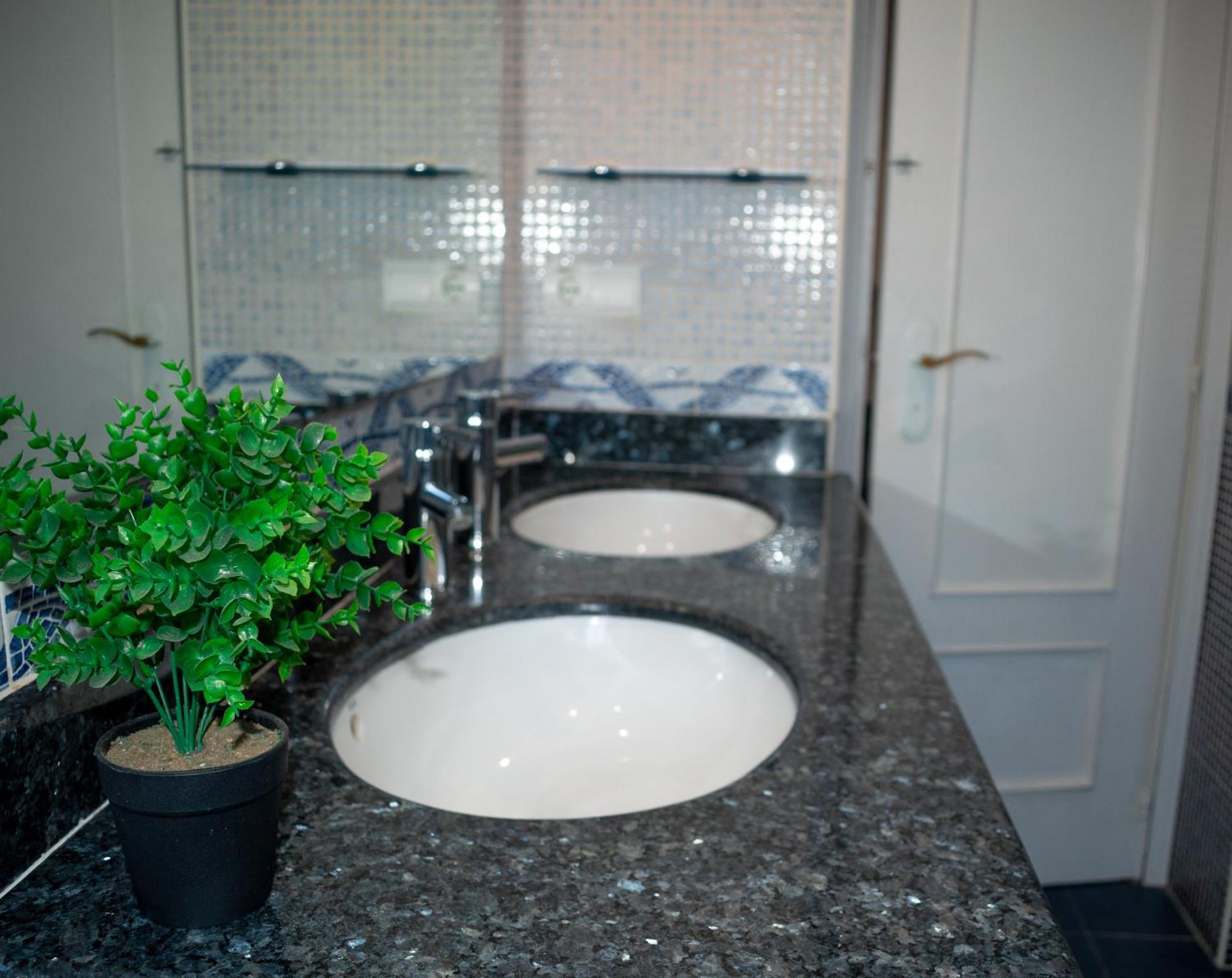 Your Home In Valencia Buitenkant foto